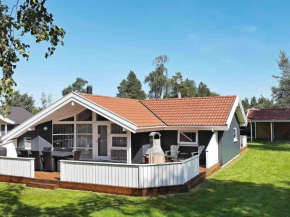 Holiday Home Sølvgranvej, Bogø By